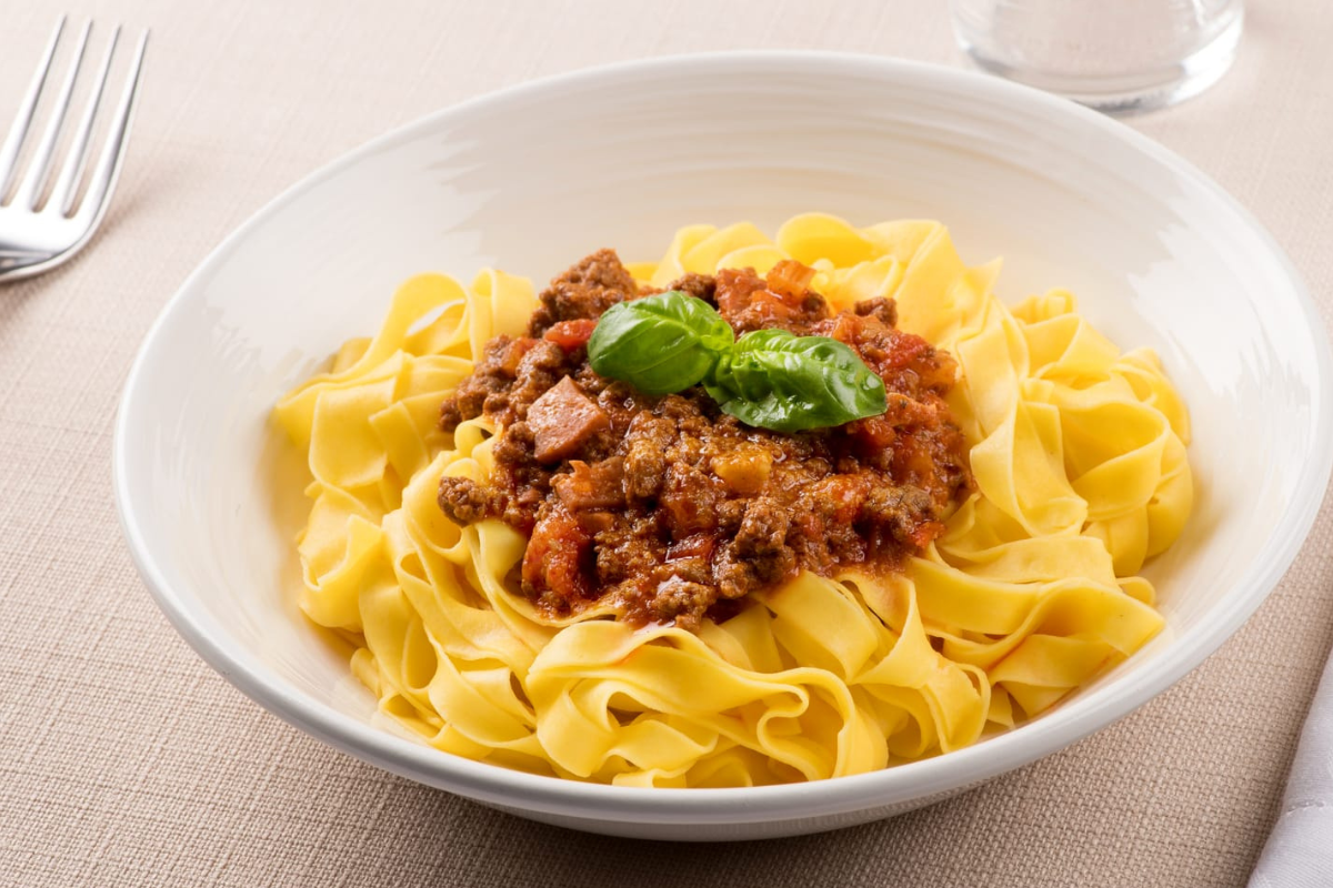 La ricetta della pasta al ragù quella che piace a mia figlia